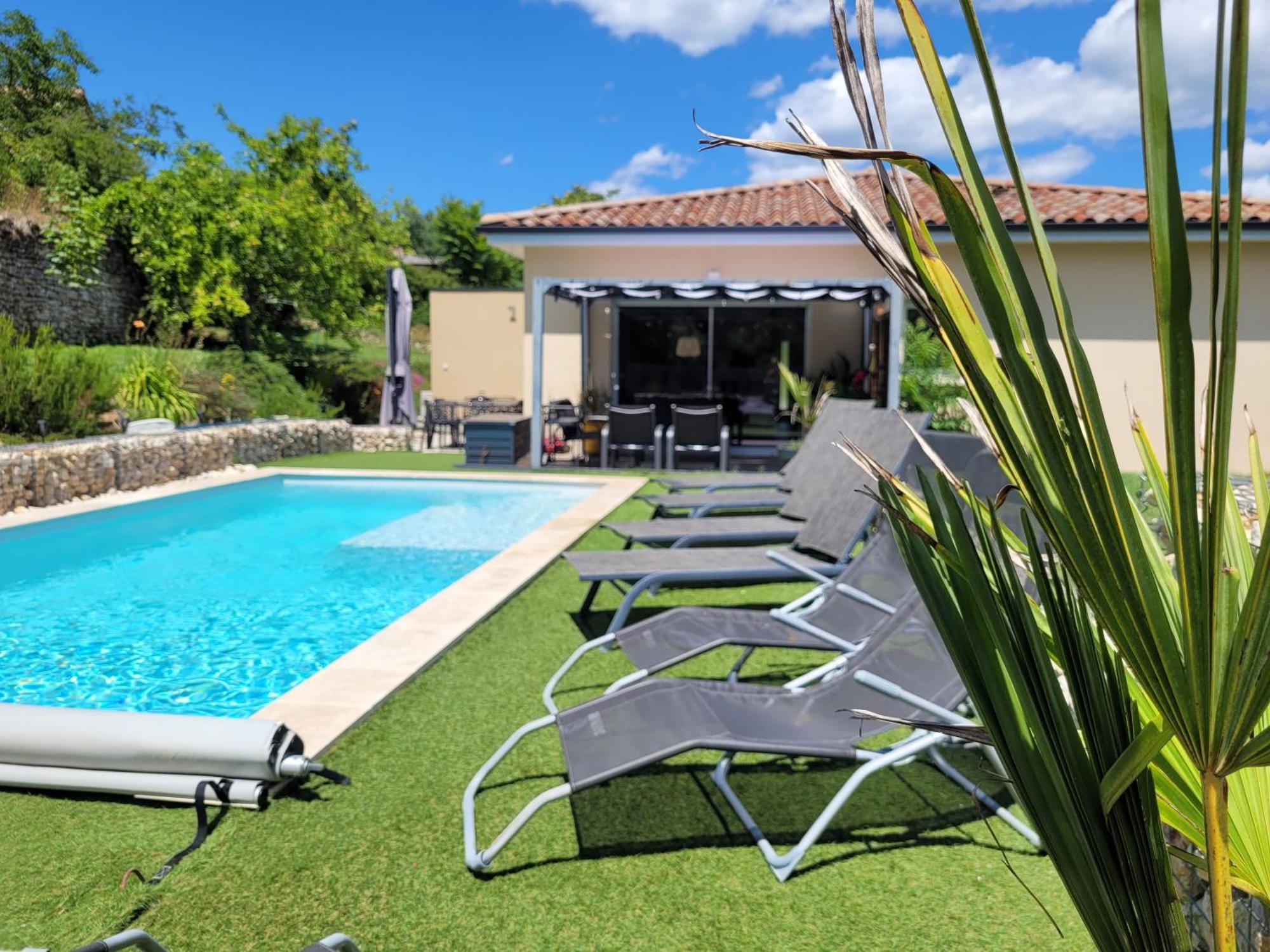 La Villa Des Papillons De Dugradus Aubenas Exterior foto